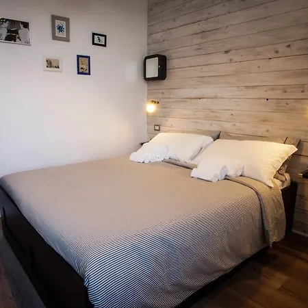 Fermata 135 B&B-3